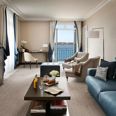 Hotel Barriere Le Grand 5*