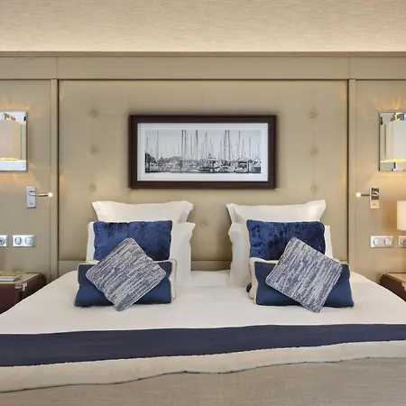 Barrière Le Grand Hotel 5*