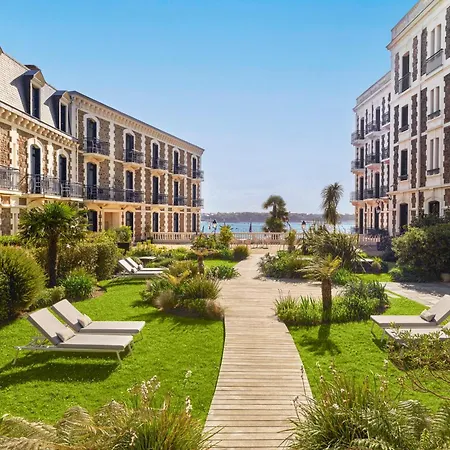 Hotel Barrière Le Grand Dinard
