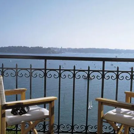 Hotel Barrière Le Grand 5*